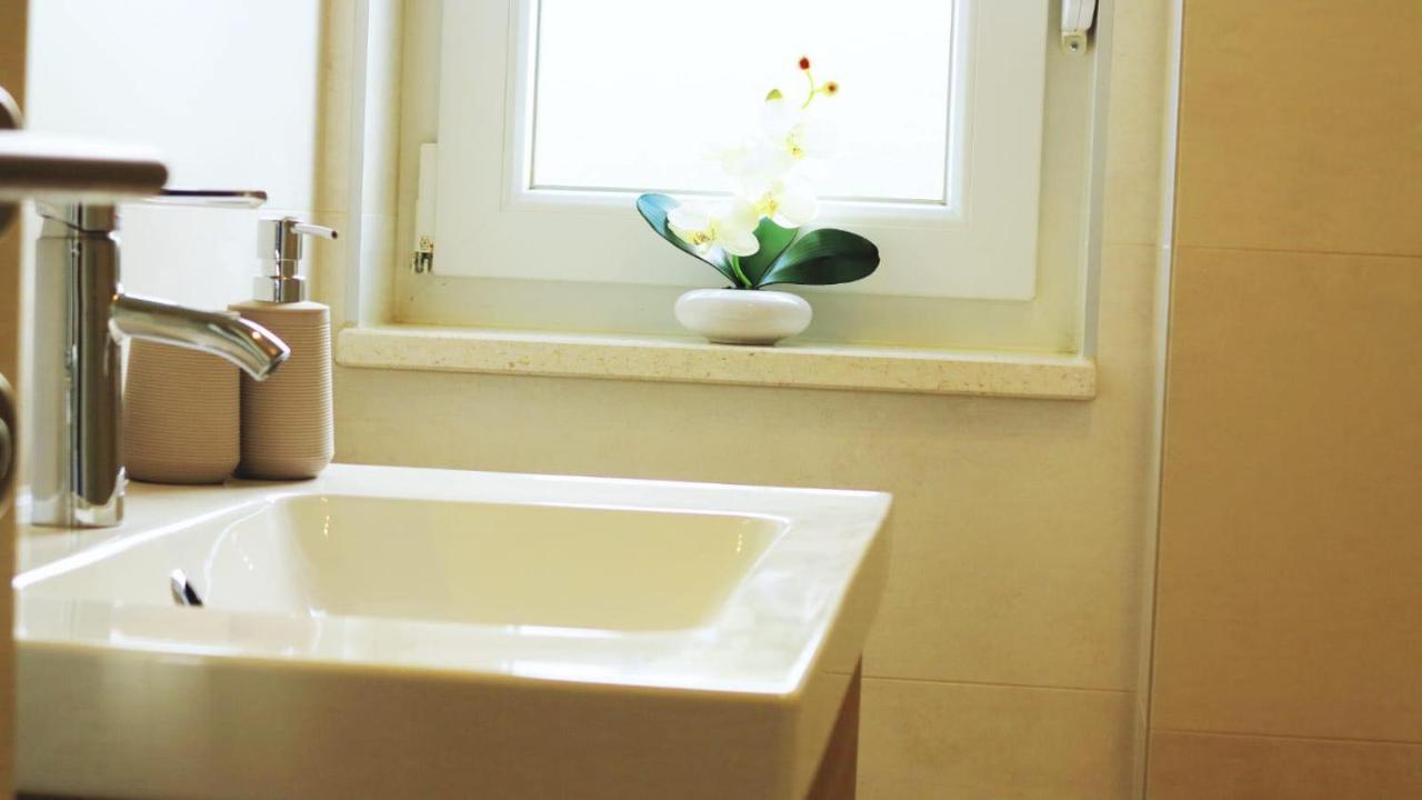 Casari Rooms & Apartments Split Bagian luar foto